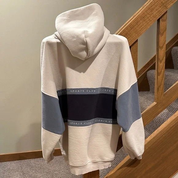 Blakely Cream Colorblock Crewneck Sweater with Navy & Slate Accents - Picture 3 of 4